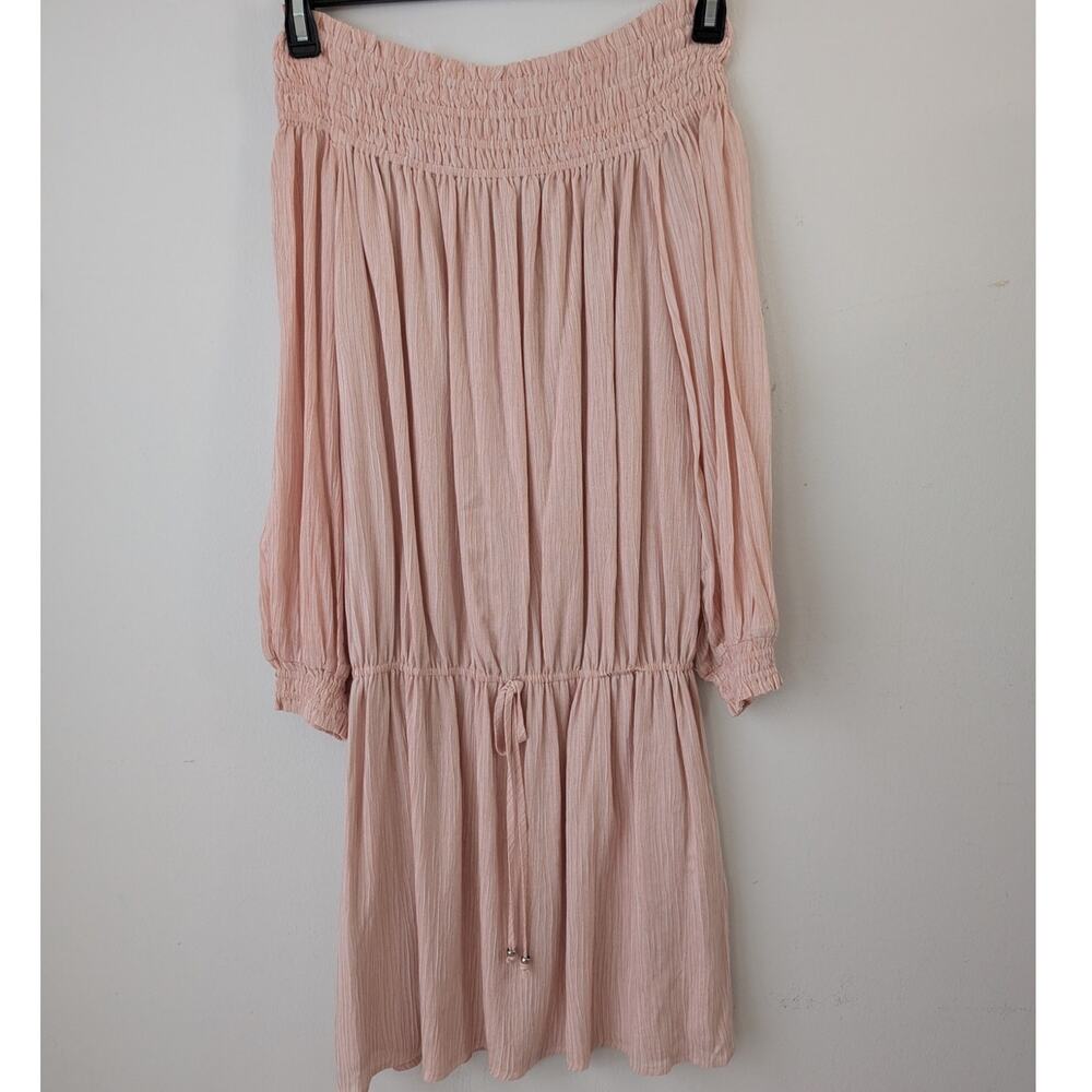 line & dot dress